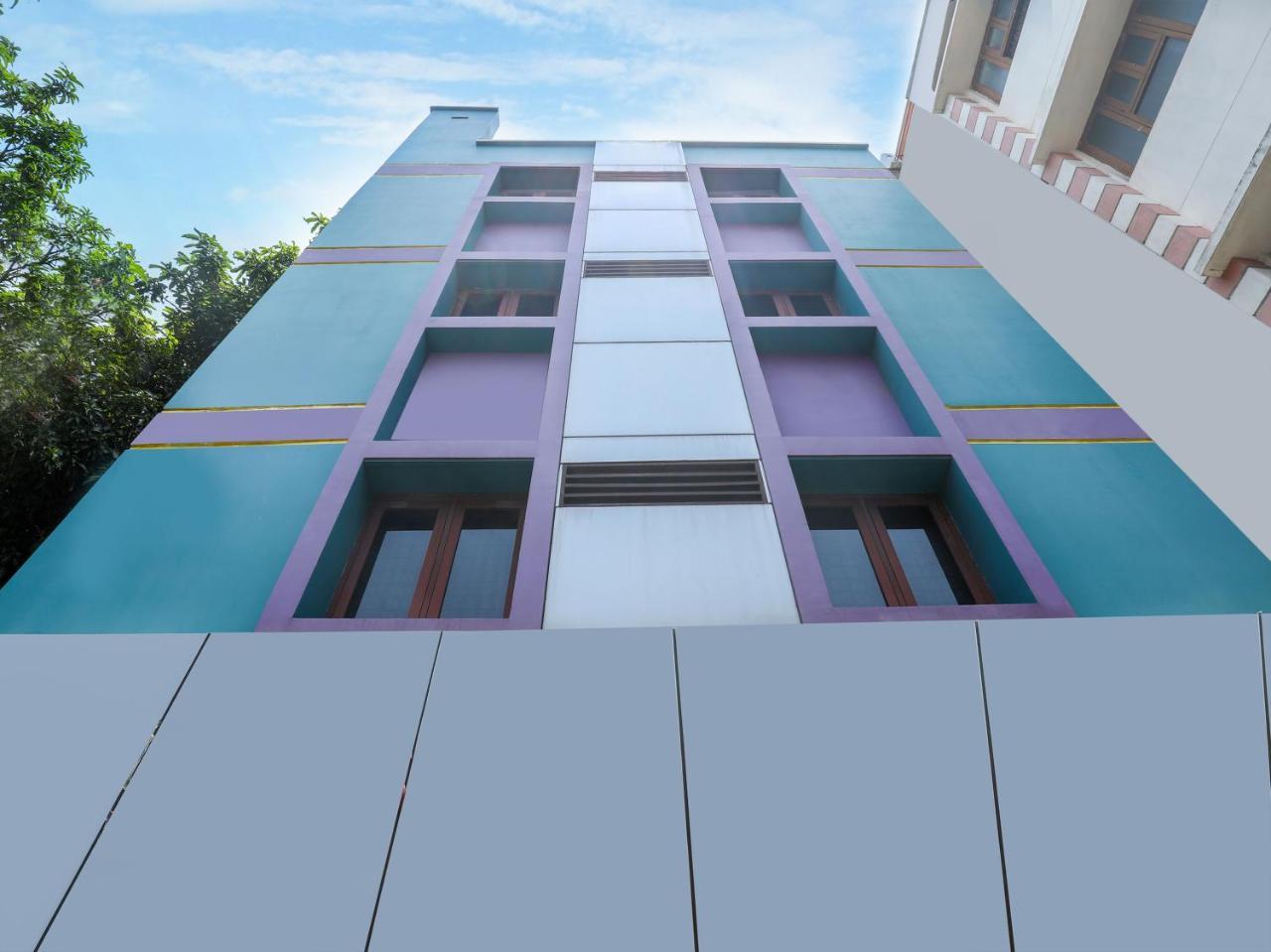 Oyo 10711 Hotel Nsnr Residency Visakhapatnam Ngoại thất bức ảnh
